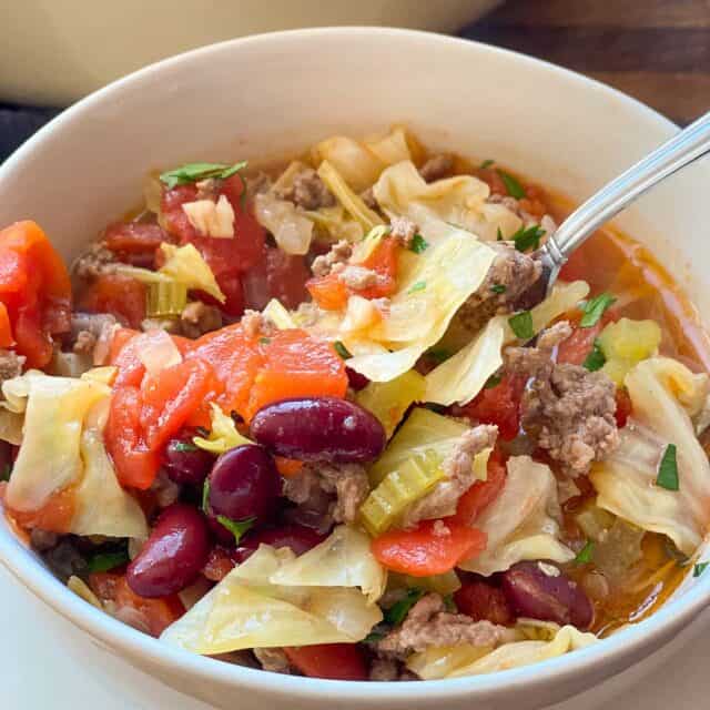 Beef and Cabbage Soup (A Hamburger Soup Recipe) Seanna's Kitchen