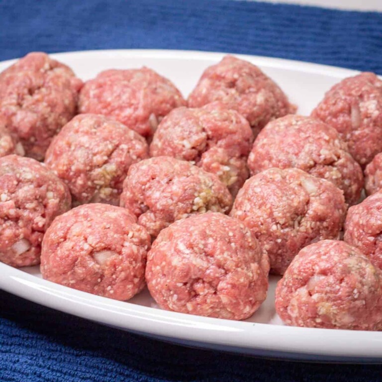 Meatball Form Bison Meatballs - Seanna's Kitchen